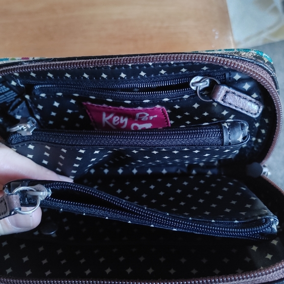 Fossil Wallet - Picture 8 of 9